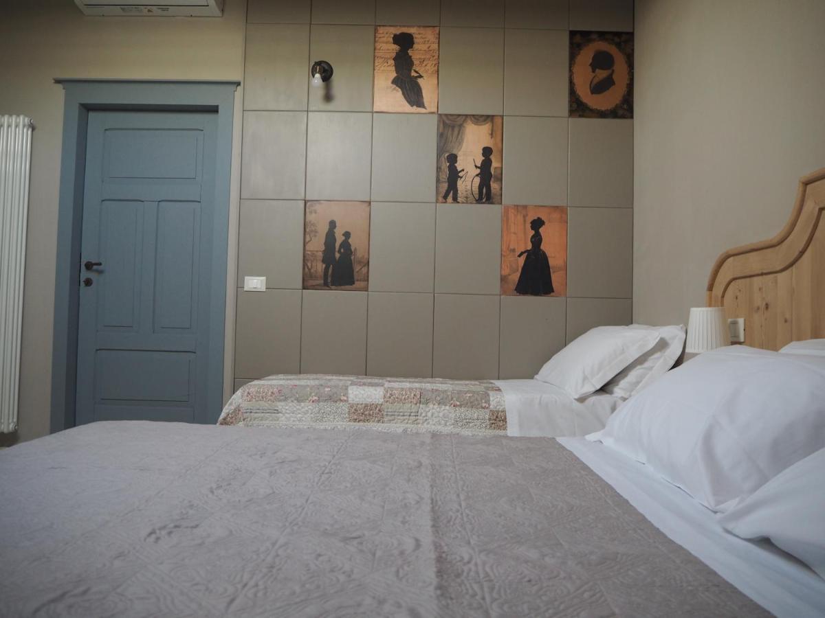 Antique Maison Bed & Breakfast *