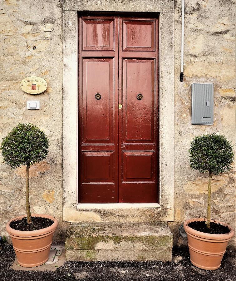 Antique Maison *
